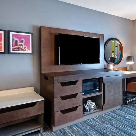 Hampton Inn & Suites Las Vegas Convention Center - No Resort Fee Eksteriør billede